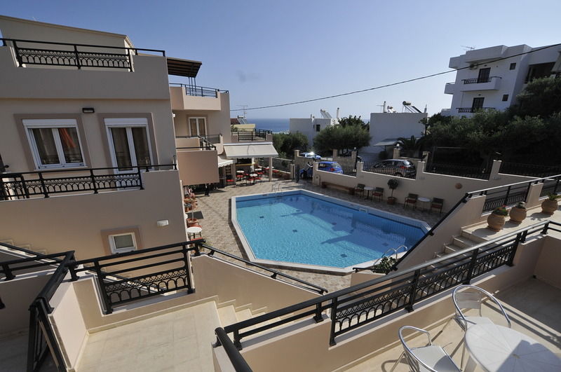 Kristi Apartments Hersonissos  Exterior foto