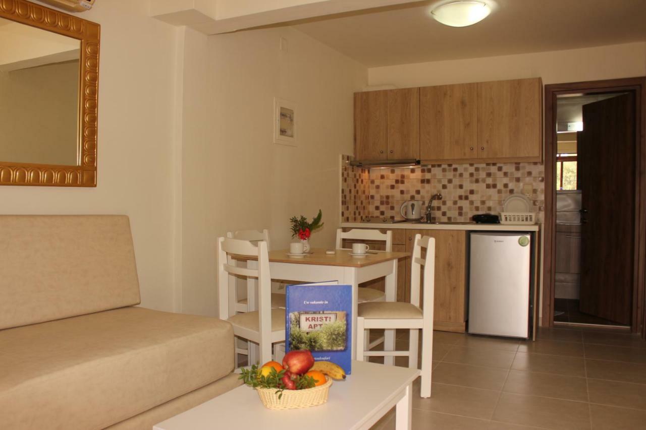 Kristi Apartments Hersonissos  Exterior foto